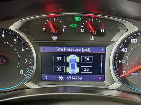 Used 2019 Chevrolet Equinox Premier image 19