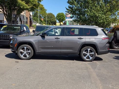 Used 2023 Jeep Grand Cherokee L Limited w/ Luxury Tech Group II AWD/4WD image 6