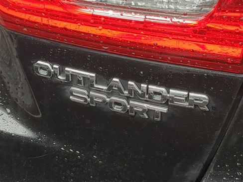 Used 2018 Mitsubishi Outlander Sport LE image 20