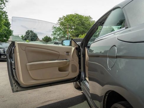 Used 2012 Chrysler 200 Limited FWD image 17