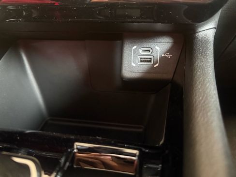 New 2026 Jeep Compass Latitude image 42