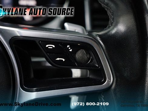 Used 2018 Porsche Macan Sport Edition image 21