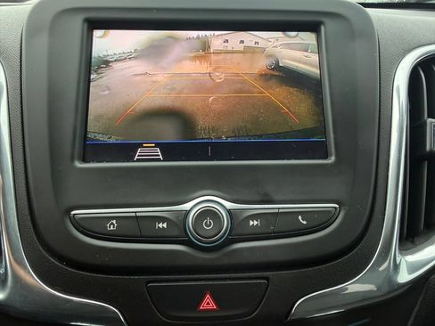 Used 2020 Chevrolet Equinox LT w/ Driver Convenience Package AWD/4WD image 8