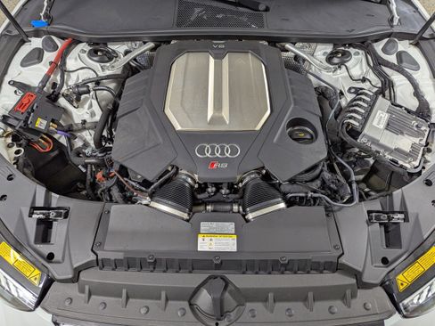 Certified 2023 Audi RS 7 Sportback AWD/4WD image 31