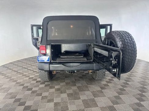 Used 2009 Jeep Wrangler Unlimited X AWD/4WD image 18