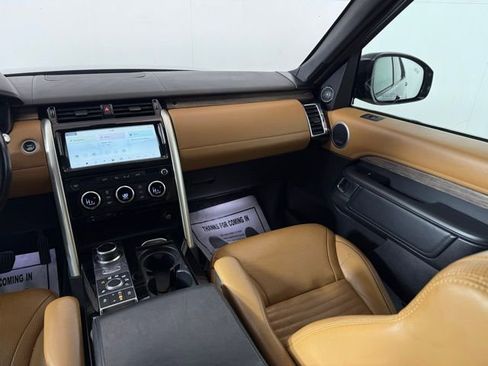 Certified 2019 Land Rover Discovery HSE Luxury image 20