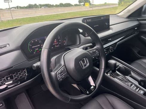 Used 2024 Honda Accord EX-L image 15