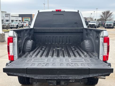 Used 2019 Ford F250 Platinum w/ Platinum Ultimate Package image 29