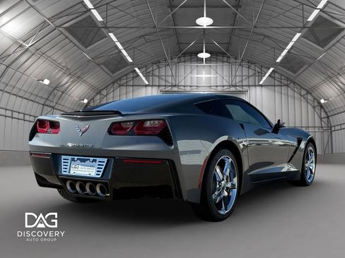 Used 2015 Chevrolet Corvette Stingray Coupe w/ 2LT Preferred Equipment Group image 5