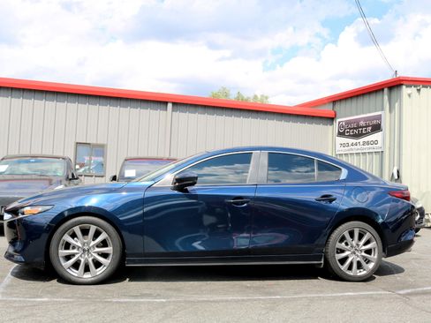 Used 2021 MAZDA MAZDA3 s image 4