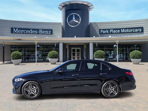 Used 2025 Mercedes-Benz C 300 Sedan image 3