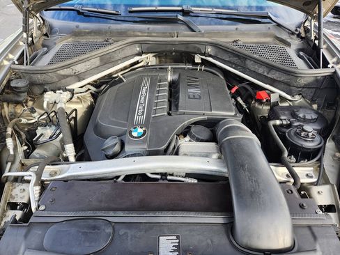 Used 2012 BMW X5 xDrive35i AWD/4WD image 24