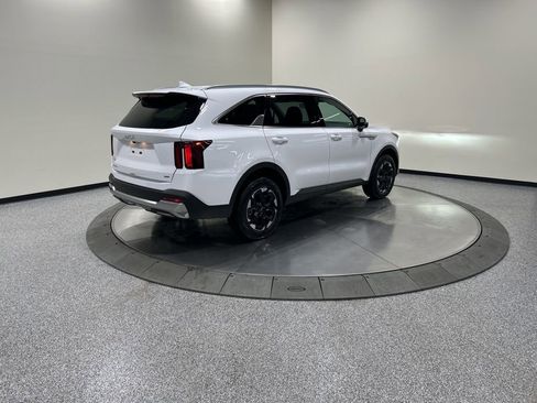 New 2026 Kia Sorento S image 6