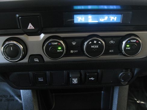 Used 2022 Toyota Tacoma SR5 image 18