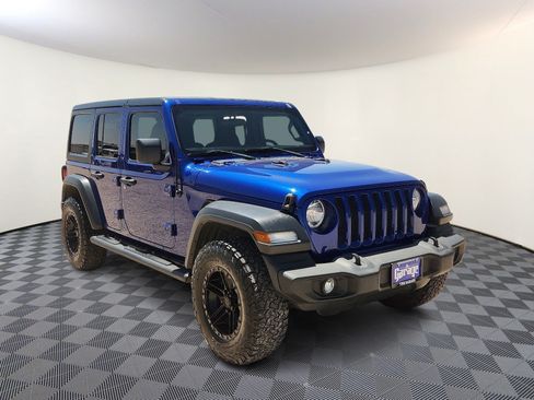 Used 2018 Jeep Wrangler Unlimited Sport S AWD/4WD image 6