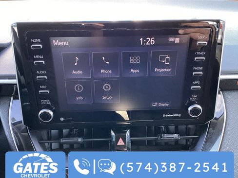 Used 2021 Toyota Corolla LE image 3