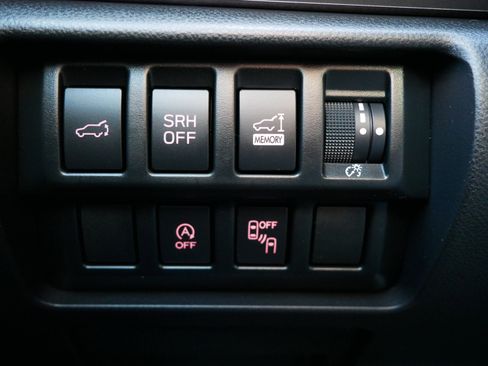 Certified 2023 Subaru Forester Premium image 26