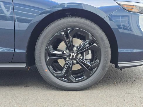 New 2025 Honda Accord SE image 9