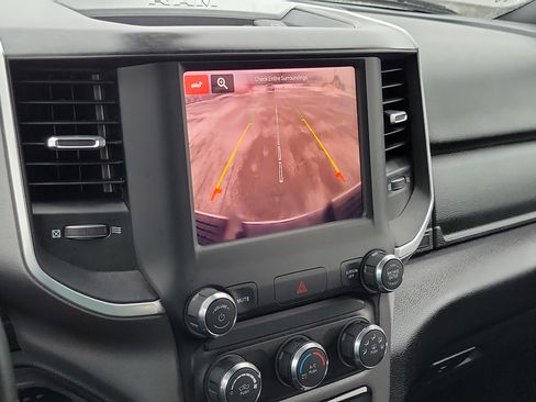 Used 2024 RAM 2500 Big Horn w/ Bed Utility Group image 17