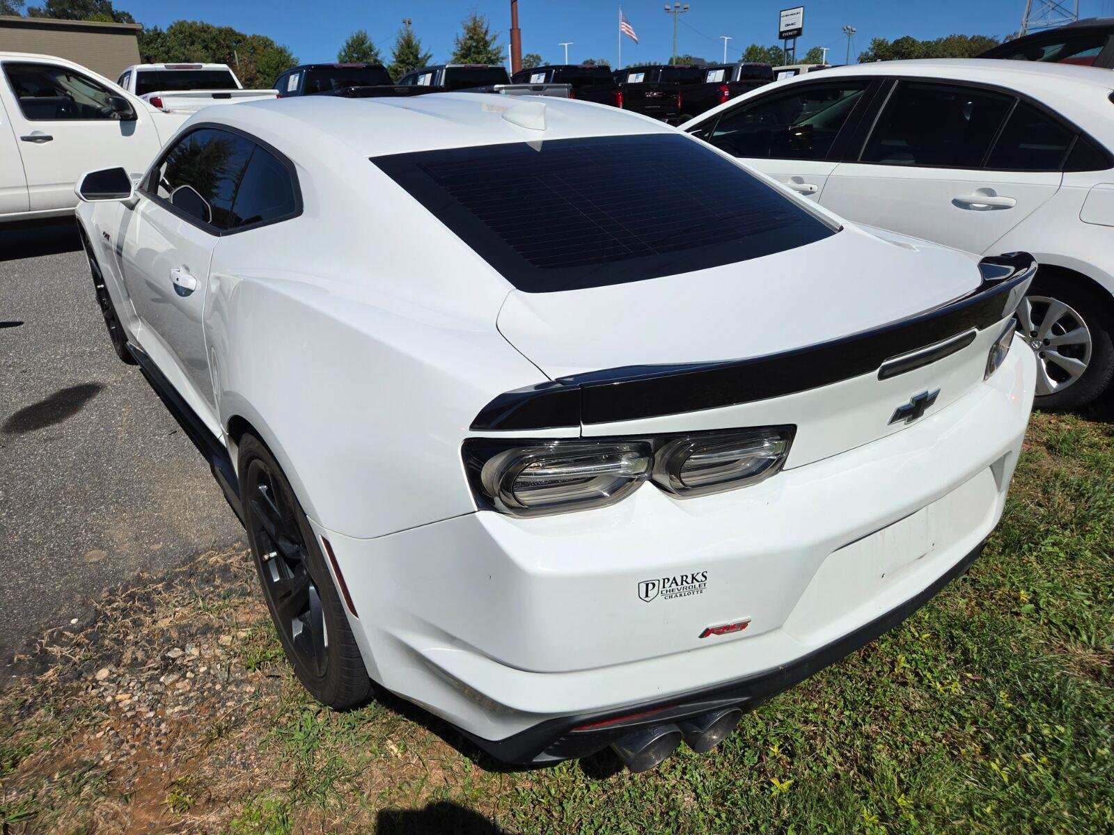 Used 2022 Chevrolet Camaro LT w/ RS Package RWD image 8