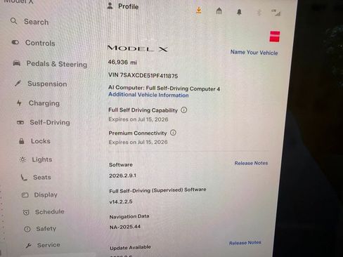 Used 2023 Tesla Model X image 17