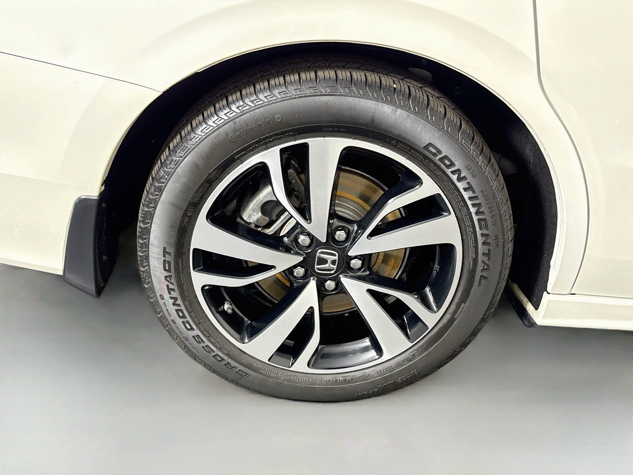 Used 2018 Honda Odyssey Elite image 31