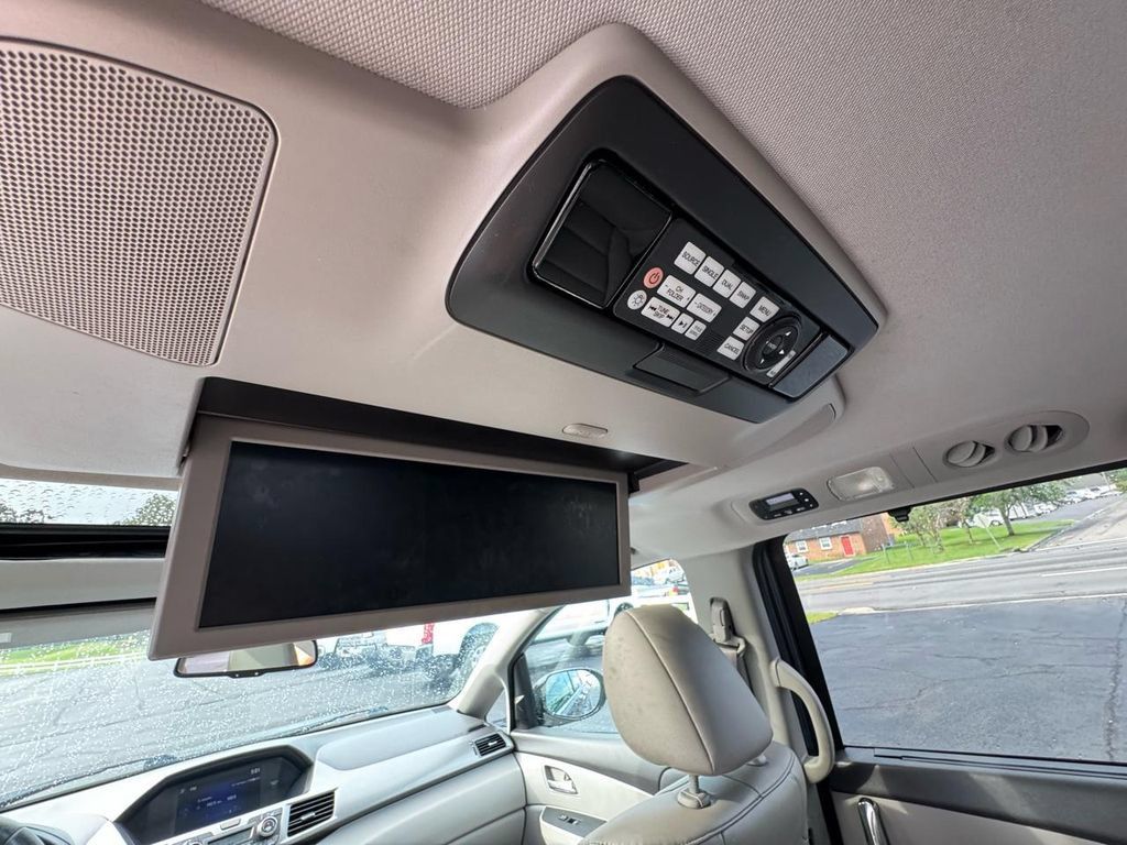 Used 2016 Honda Odyssey Touring image 22