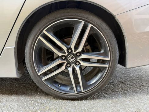 Used 2016 Honda Accord Sport image 34