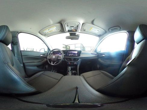 Used 2025 Buick Encore GX Preferred FWD image 41