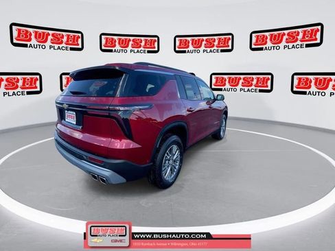 New 2025 Chevrolet Traverse LT w/ Enhanced Driving Package image 2