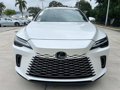 Certified 2025 Lexus RX 350 Premium image 2