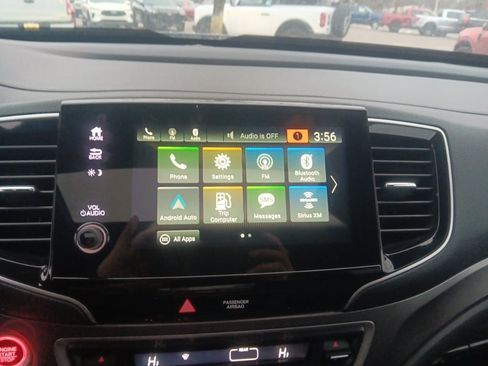 Used 2024 Honda Passport EX-L image 40