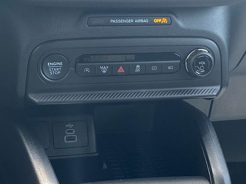 Used 2025 Ford Bronco Sport Big Bend w/ Convenience Package AWD/4WD image 11