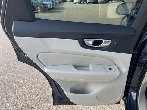Certified 2023 Volvo XC60 T8 Ultimate w/ Protection Package Premier image 23