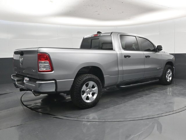 Used 2023 RAM 1500 Big Horn AWD/4WD image 3