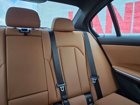 Used 2023 BMW 330i xDrive Sedan image 27