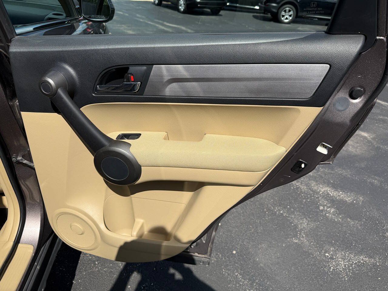Used 2010 Honda CR-V LX image 69