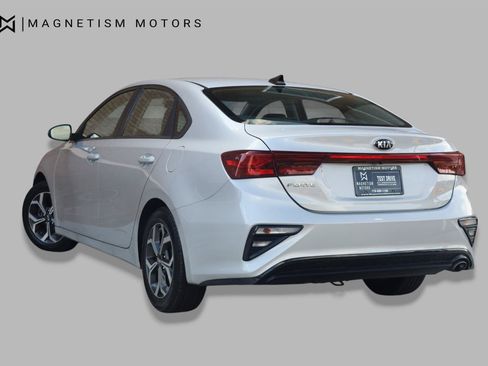 Used 2019 Kia Forte LXS FWD image 7