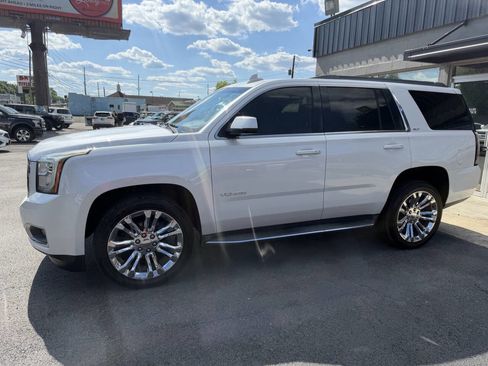Used 2016 GMC Yukon SLT w/ Open Road Package RWD image 3