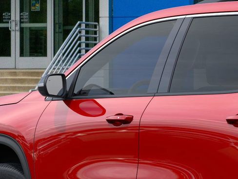 New 2026 Chevrolet Traverse LT w/ Driver Confidence Package image 12