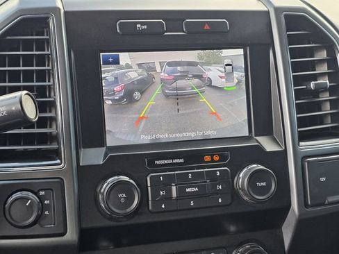 Used 2022 Ford F250 XLT AWD/4WD image 11