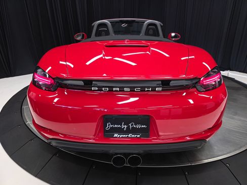 Used 2021 Porsche 718 Boxster RWD image 48