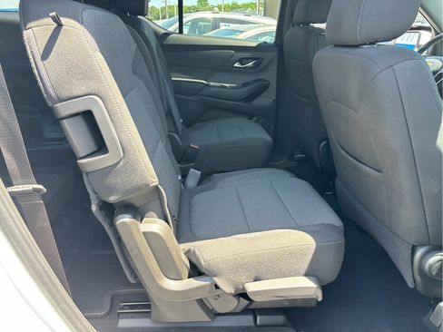 Certified 2023 Chevrolet Traverse LT w/ LPO, Floor Liner Package AWD/4WD image 25