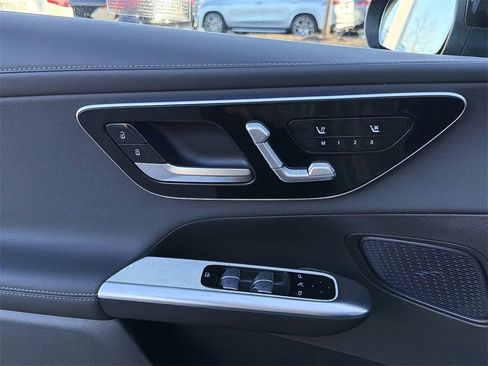 New 2025 Mercedes-Benz GLC 300 4MATIC image 24