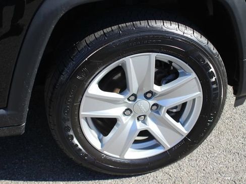 Used 2022 Jeep Compass Latitude w/ Convenience Group image 36