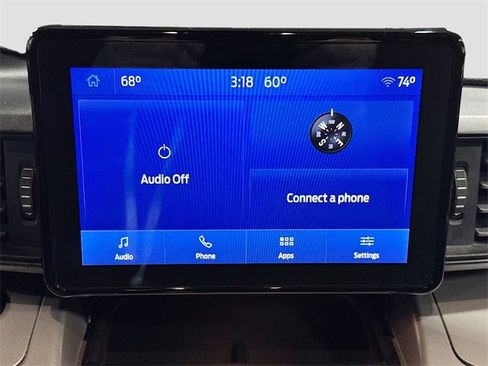 Used 2022 Ford Explorer XLT image 14