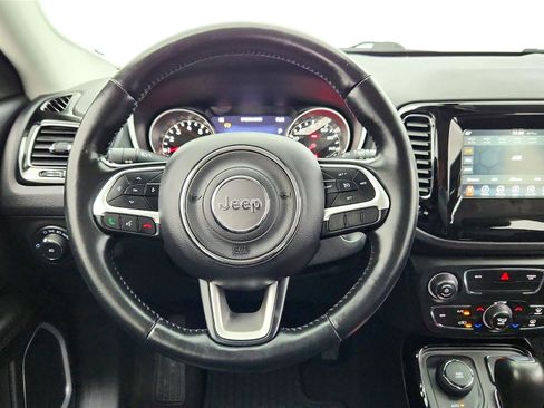 Used 2021 Jeep Compass Latitude AWD/4WD image 28