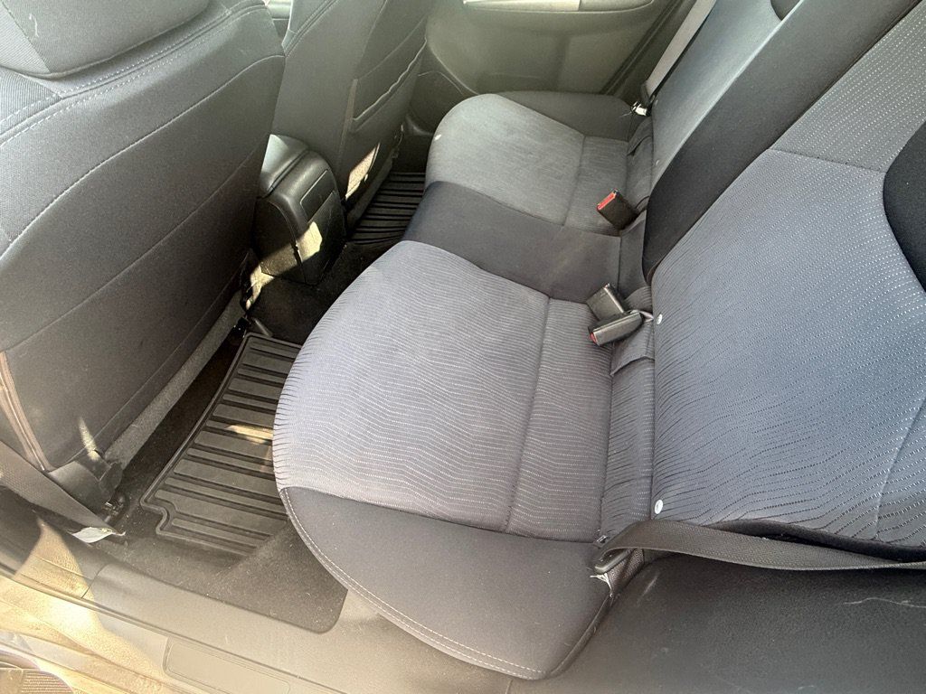 Used 2011 Subaru Impreza Outback Sport AWD/4WD image 9