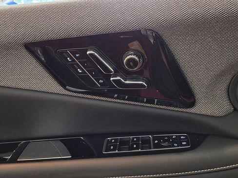 Certified 2025 Cadillac Optiq Luxury 1 image 25