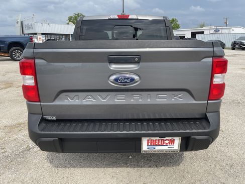 Used 2022 Ford Maverick Lariat image 5